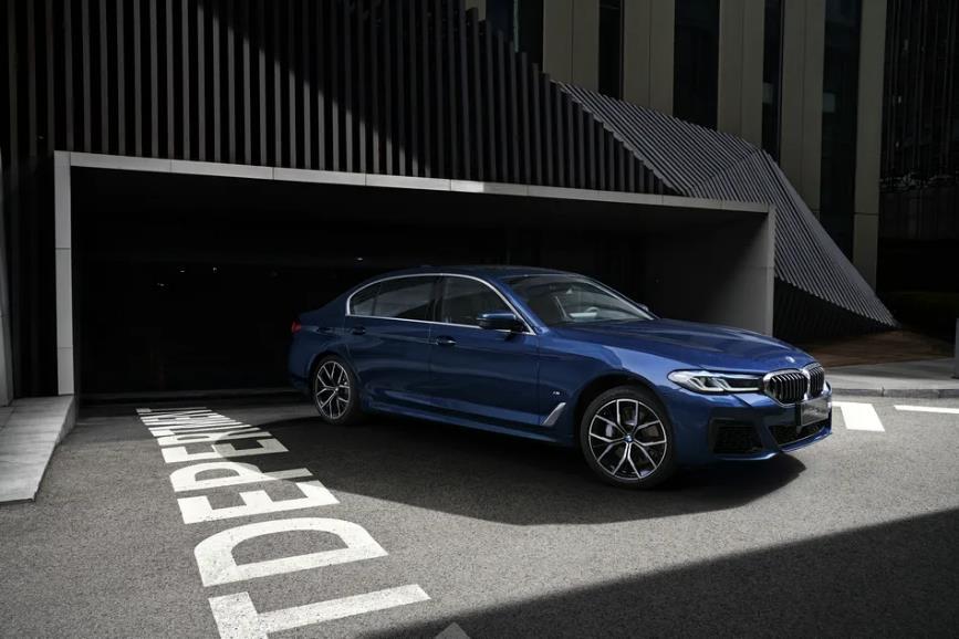 一台车,三座城市,三种人生 BMW 5系与三位车主的进取之路
