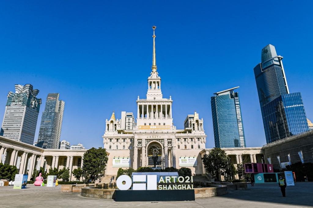 2020-2021保时捷“中国青年艺术家双年评选”提名艺术家群展亮相上海