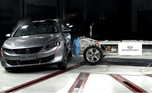 从“中华第一撞”到“救命车”神龙汽车是如何做到的?