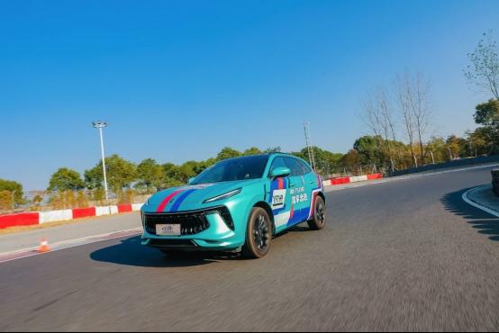 性能王者!风行T5 EVO CCPC“五冠王”实至名归