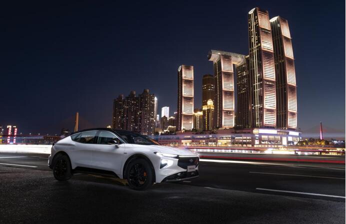 “新一代智能SUV”的魅力 看福特EVOS如何俘获新生代的心？