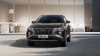 途胜L混动来了，丰田RAV4双擎的“一哥”席位还能坐稳么