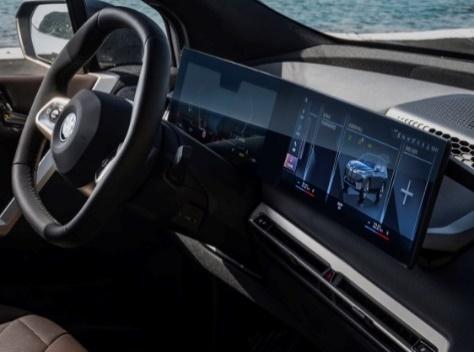 创新BMW iX媒体试驾三亚悦享可持续出行