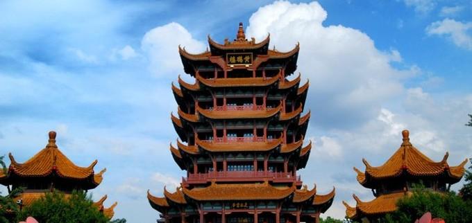 打卡网红地 第七代伊兰特与你追光楚韵江城
