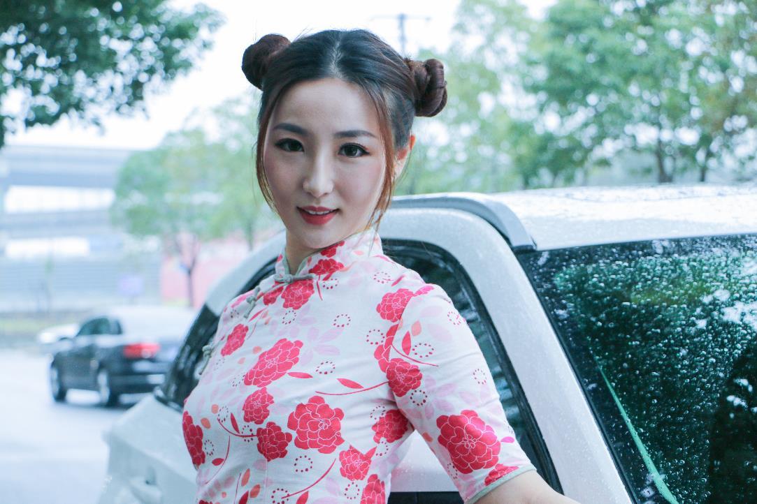 哪吒U车主：人生是一条奔腾不息的河流，需要不断超越和升华