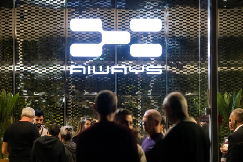 今年首批U5发运以色列 爱驰汽车开启2022海外新征程