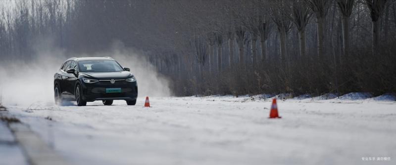 冰雪从容之旅,体验ID.4满电驾趣