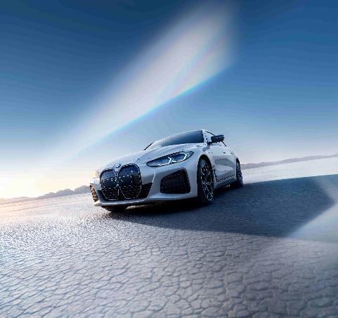 诠释品牌运动魅力，强化电动化攻势 创新BMW i4中国上市