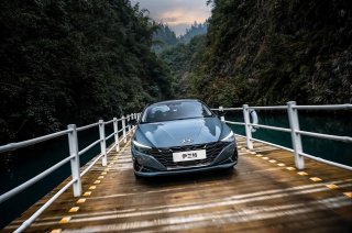 买新不买旧 十万级家轿选第七代伊兰特“没毛病”