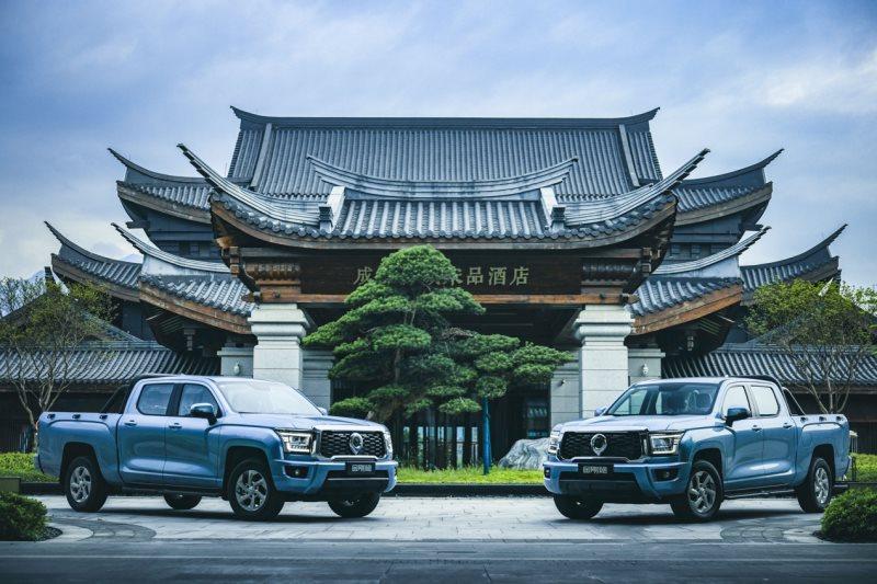 8.88万元起,时尚商用皮卡金刚炮震撼上市