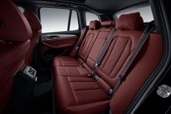 新BMW iX3斩获德国ADAC测试最佳车辆桂冠