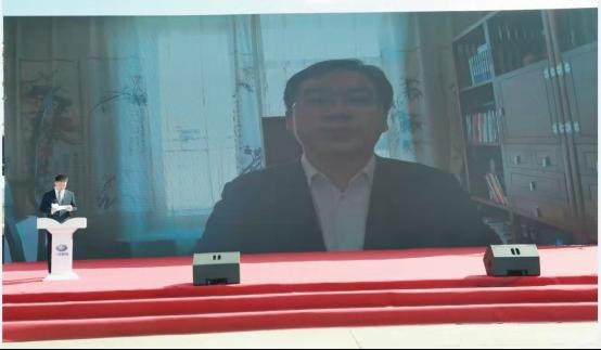 中国一汽进出口公司向蒙古交付209辆解放牵引车