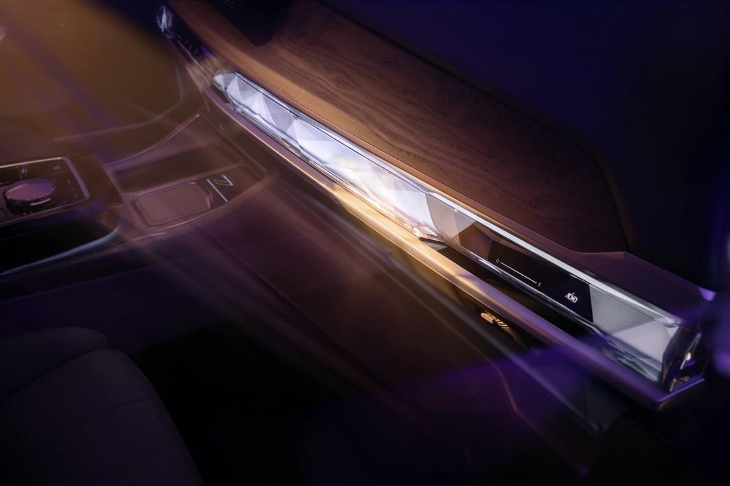全新BMW 7系携十大量产创新数字成果全球首发