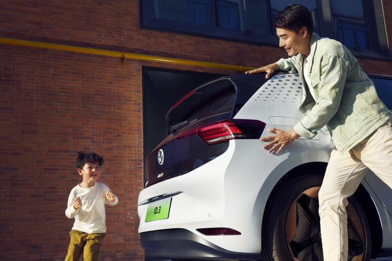 上汽大众ID.3荣获中央广播电视总台·2021 中国汽车风云盛典最佳轿车