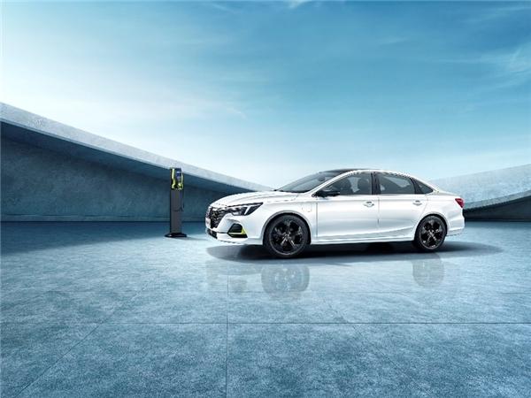 超高性价比更懂你所需 荣威i6 MAX EV 605km续航版本陆续到店中