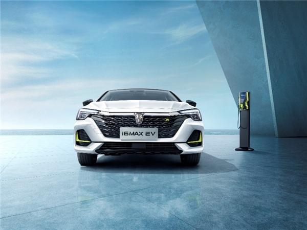 超高性价比更懂你所需 荣威i6 MAX EV 605km续航版本陆续到店中
