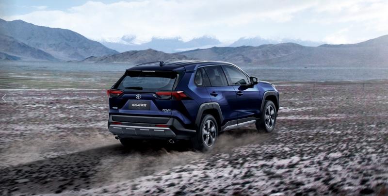 无视坎坷享受征途,RAV4荣放2022款行无止境