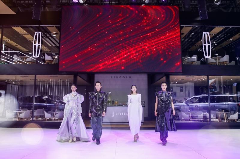 2022 款林肯飞行家Aviator西南首秀 林肯品牌携全系车型登陆2022重庆国际车展
