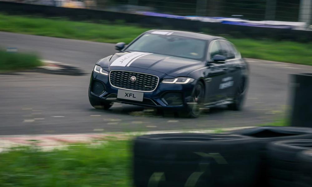 执迷高能 纵擎非凡 2022捷豹英仕挑战赛燃动蓉城