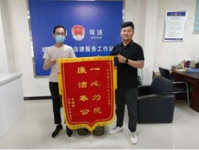 车主：品质与服务齐备，这就是我选择爱驰U5的原因