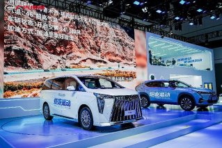 新一代M8霸气登场，2套混动方案成就钜浪混动双“唯一”！