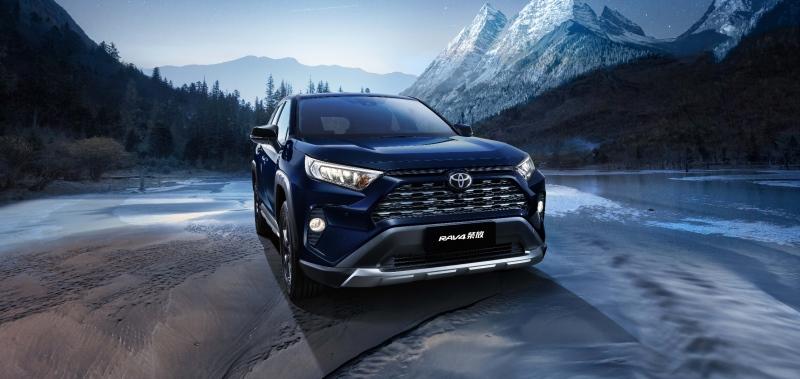 传承与革新并行 RAV4荣放2022款重塑价值标杆