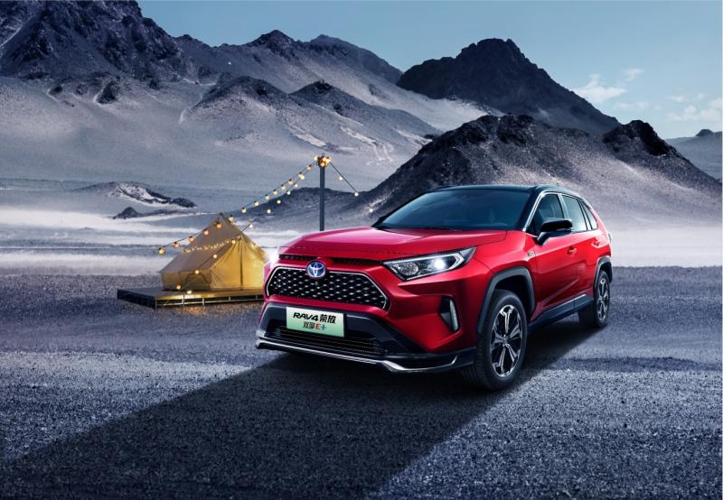 传承与革新并行 RAV4荣放2022款重塑价值标杆