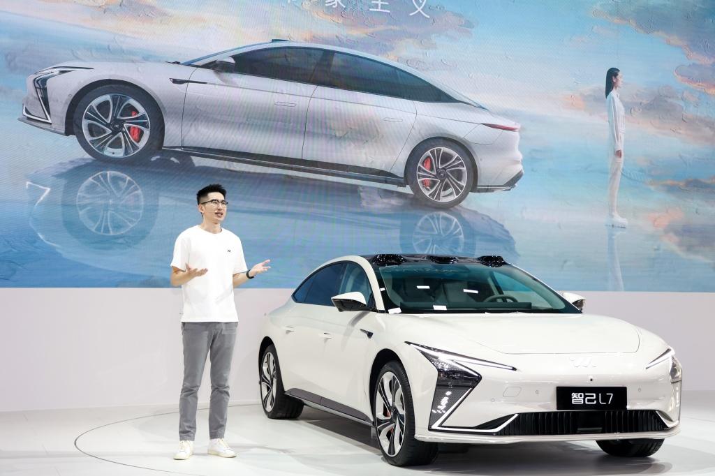 第2,000台智己L7交付了!#宝藏车型#智己L7惊艳登陆2022成都车展