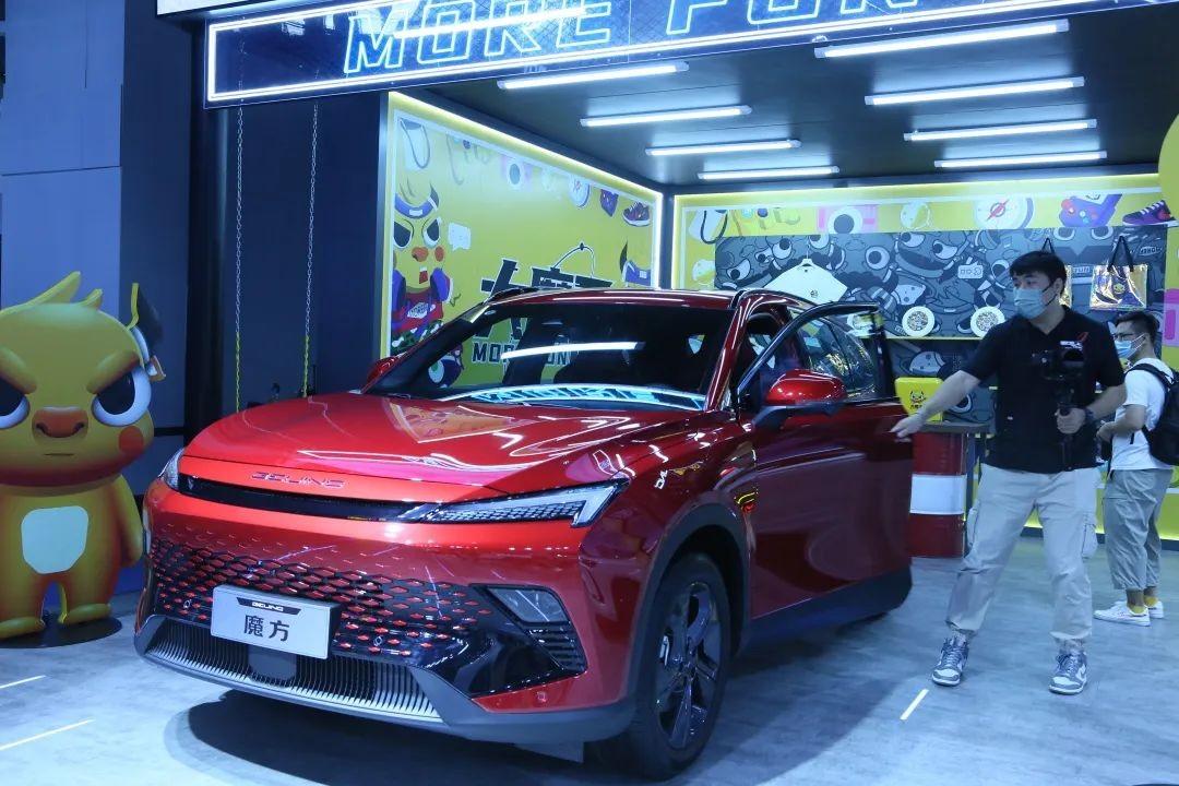 征战蓉城,北京汽车“硬核战队”闪耀2022成都国际车展