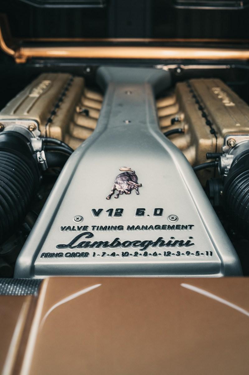 Diablo：搭载传奇的兰博基尼V12发动机 问世十年定义超级跑车