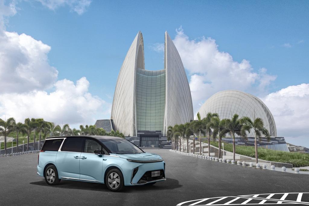 赴约DEMO CHINA创新中国峰会,上汽大通MAXUS MIFA 9、G90成为创投精英理想座驾!
