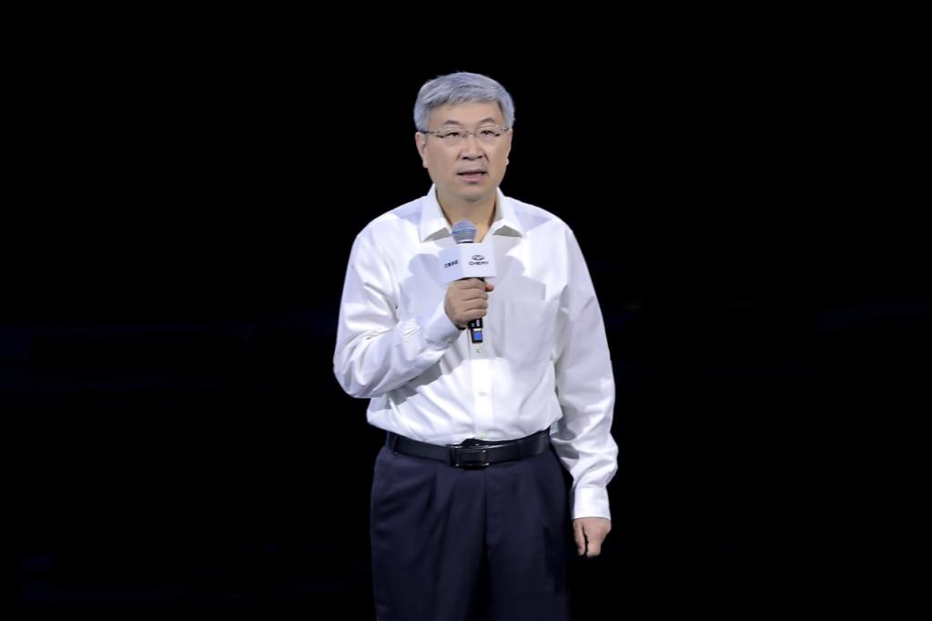 每一面,皆赢面!“新时代全优家轿”艾瑞泽8惊喜上市,宠粉价10.89万元起