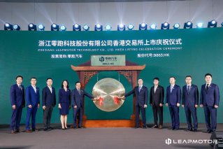 双喜临门！C01昨日上市，零跑科技今日“荣登”港交所创年内最大IPO