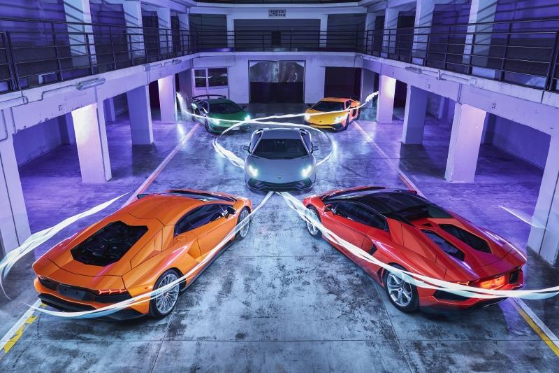 兰博基尼Aventador时代落幕,定义超跑十年的“纯粹”兰博基尼V12超级跑车正式停产