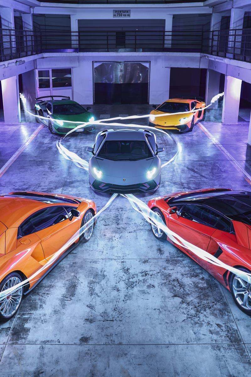 兰博基尼Aventador时代落幕,定义超跑十年的“纯粹”兰博基尼V12超级跑车正式停产