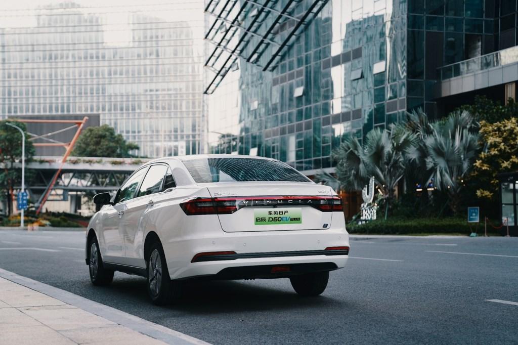 外观内饰革新、三电全面升级,东风日产启辰D60EV PLUS更实用
