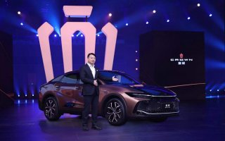 焕新再出发，一汽丰田2022全新皇冠品牌发布