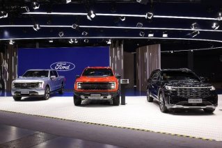 传奇硬派SUV Ford Bronco领衔 福特全阵容亮相进博会