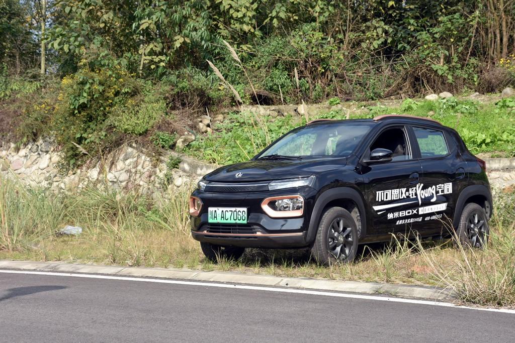 据说它是6万级唯一纯电小型SUV？试驾东风EV纳米BOX