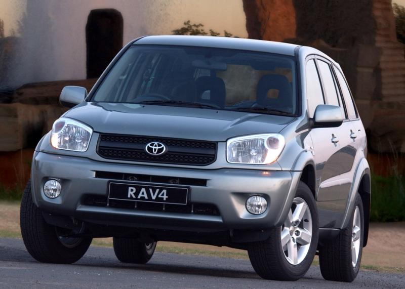 行业殊荣不断 RAV4荣放的开创与引领