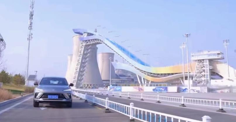 别克和北冰洋跨界“出圈”之旅,是如何击中消费者心智的?