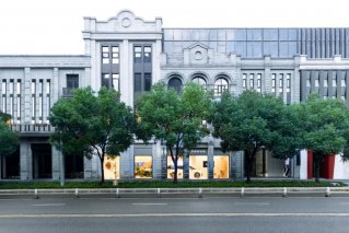 极氪中心|福州东百中心正式开业 极氪全国门店已达230+家