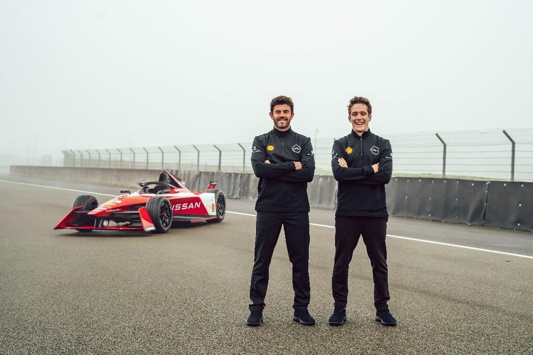 日产Formula E车队全新Gen3赛车首次亮相季前测试赛