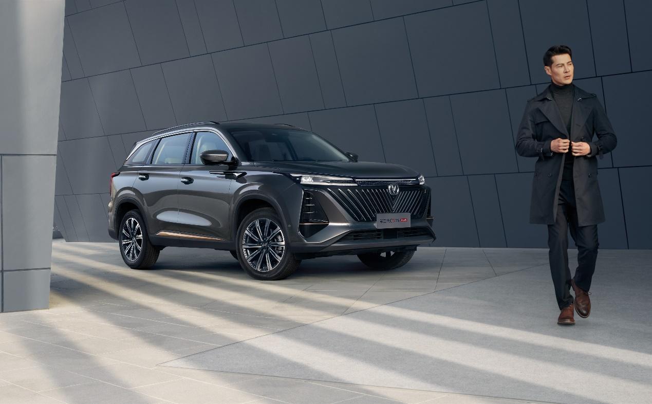 透视长安CS75的2022年：中国汽车企业用产品力驱动品牌向上