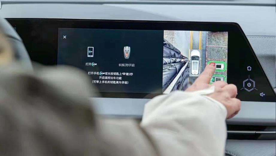 透视长安CS75的2022年：中国汽车企业用产品力驱动品牌向上