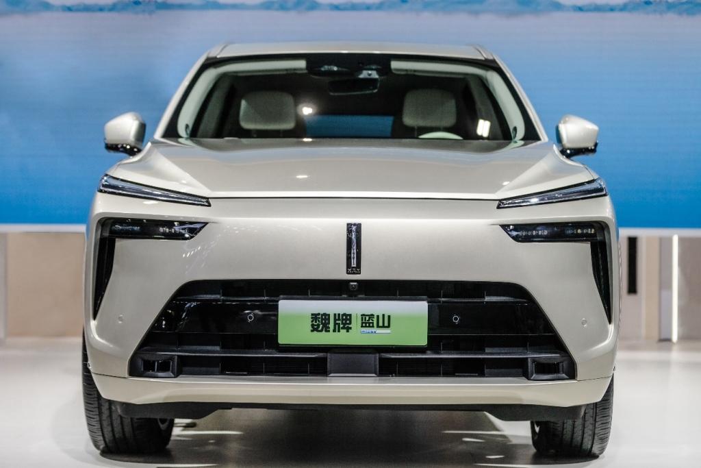 大六座SUV“实力派” 魏牌蓝山DHT-PHEV正式全球首发亮相