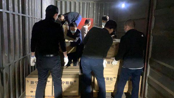 大江南北传递健康 东风天龙KL保障医疗供应