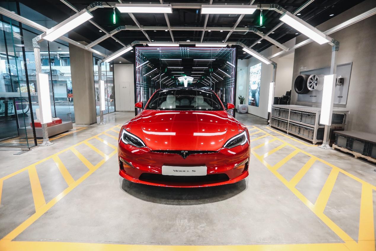 2.1秒破百!特斯拉Model S Plaid成都站启程,西南首秀!