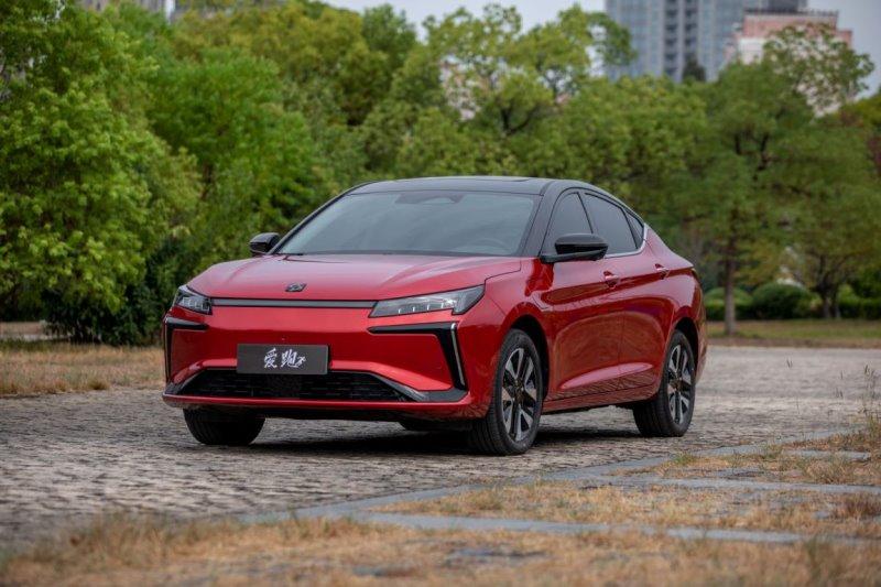 15万预算买啥车?思皓爱跑同级超值之选