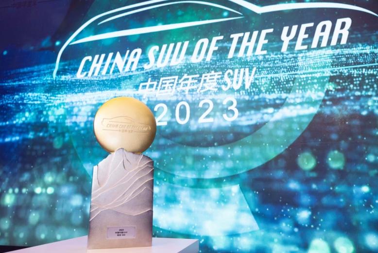 坦克500荣膺2023中国年度SUV,豪华越野超强实力